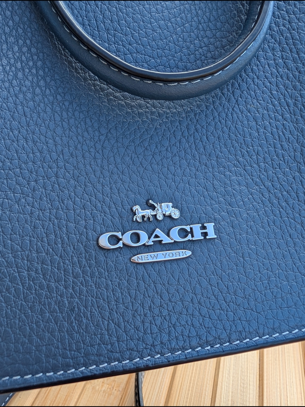 Authentic Coach Mini Cashin Tote Crossbody Bag Blue Pebbled Leather Suede - Picture 15 of 15
